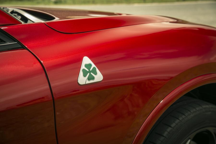 Детали экстерьера Alfa Romeo Stelvio Quadrifoglio (949) 2020 года  (UK) (фото 27 из 37)